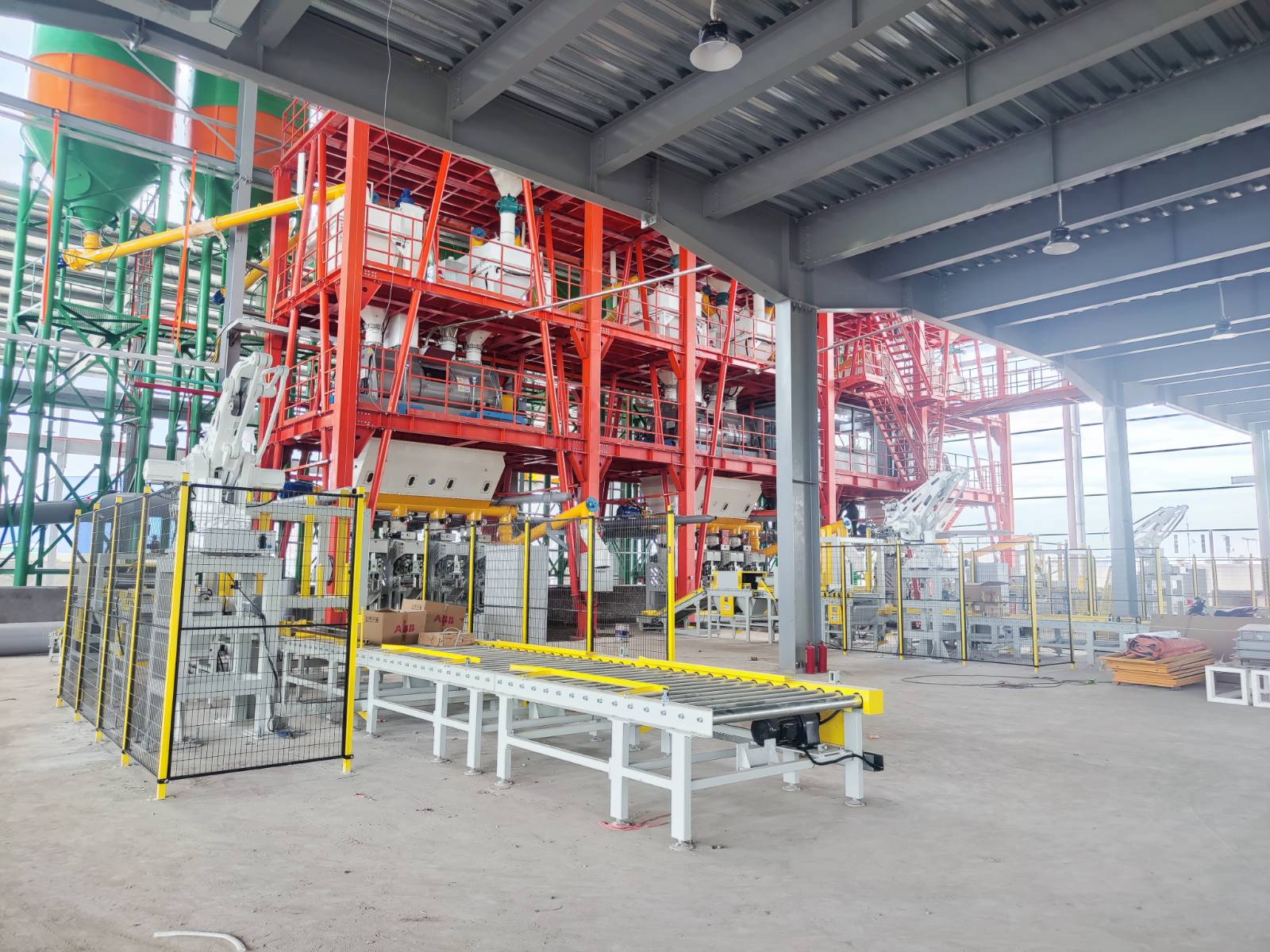 Latest company case about Custom Dry Mix Mortar Production Line Tailored for Argentine Client Enters Formal On-site Installation Stage